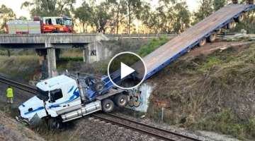 20 Extreme Dangerous Idiots Truck Driving Skills - Excavator & Truck Fail- Truck Skill At Work P...
