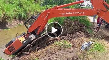 TATA HITACHI EX200Lc Earth Work Video