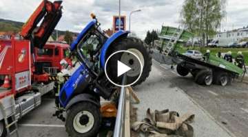 Did You See That!? BRAKE FAILURE!! TRACTOR IN AN EXTREME SITUATION, JOHN DEERE IS STUCK IN THE MU...